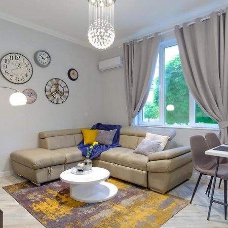 The Olive Green House Burgas ภายนอก รูปภาพ