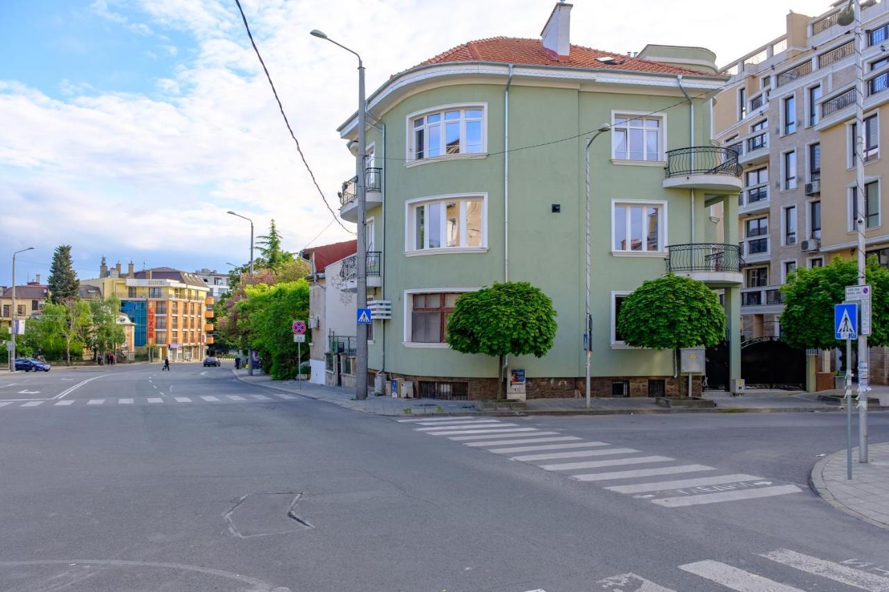 The Olive Green House Burgas ภายนอก รูปภาพ