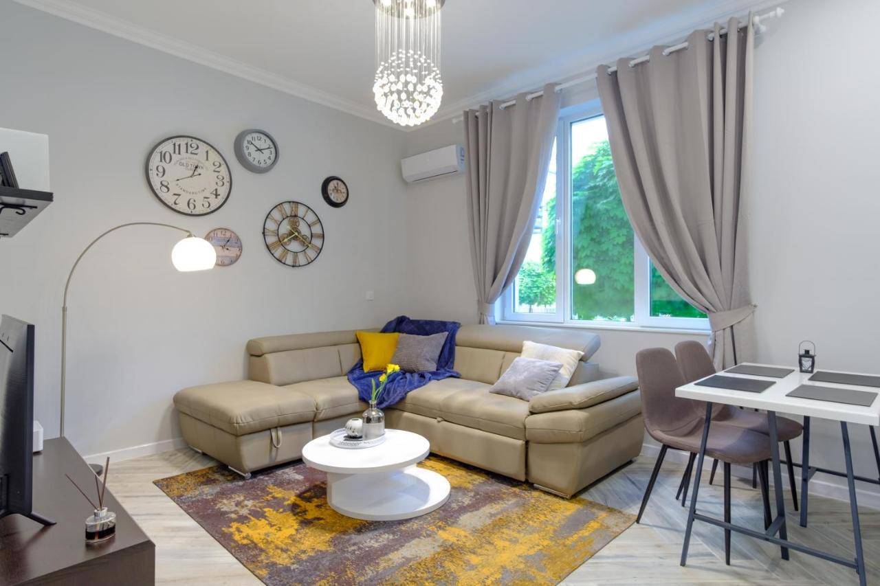 The Olive Green House Burgas ภายนอก รูปภาพ